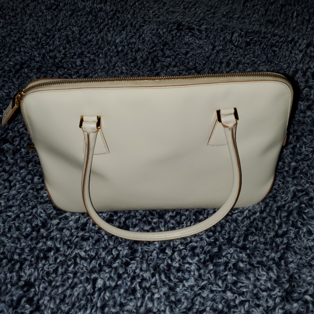 Salvatore Ferragamo Tote/Handbag